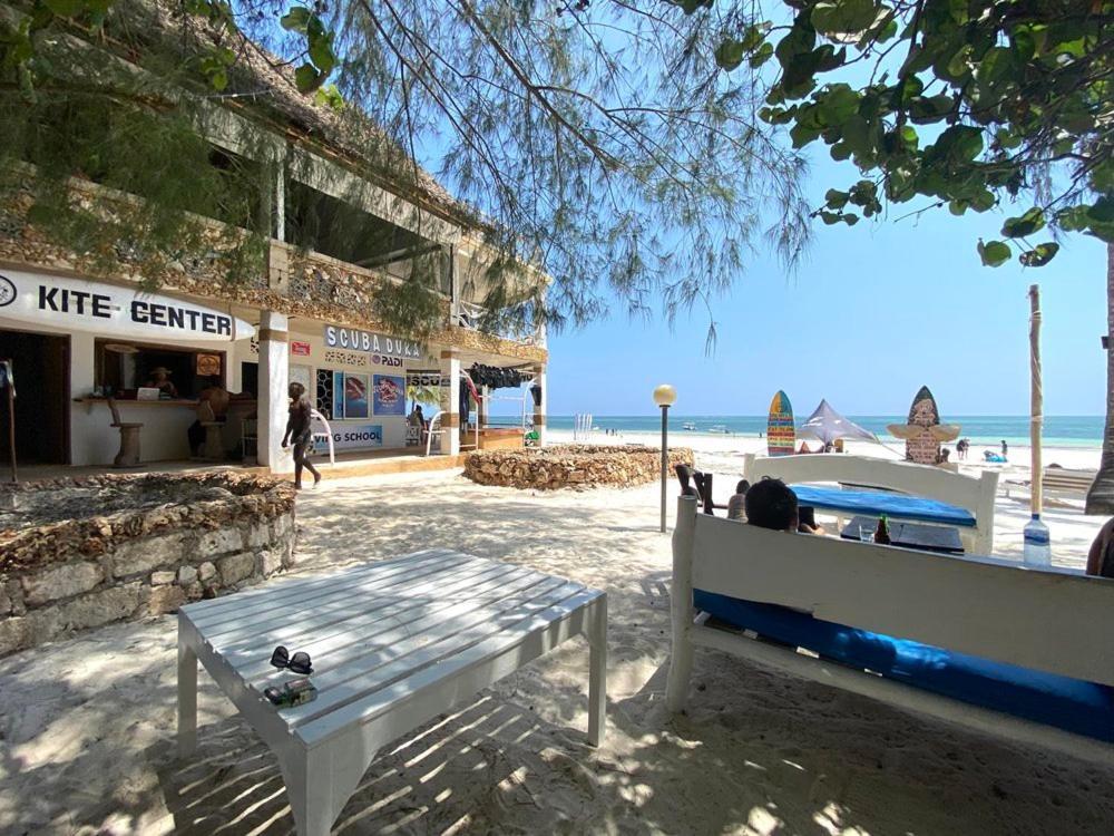 Soul Breeze Beach Resort Diani Beach Buitenkant foto