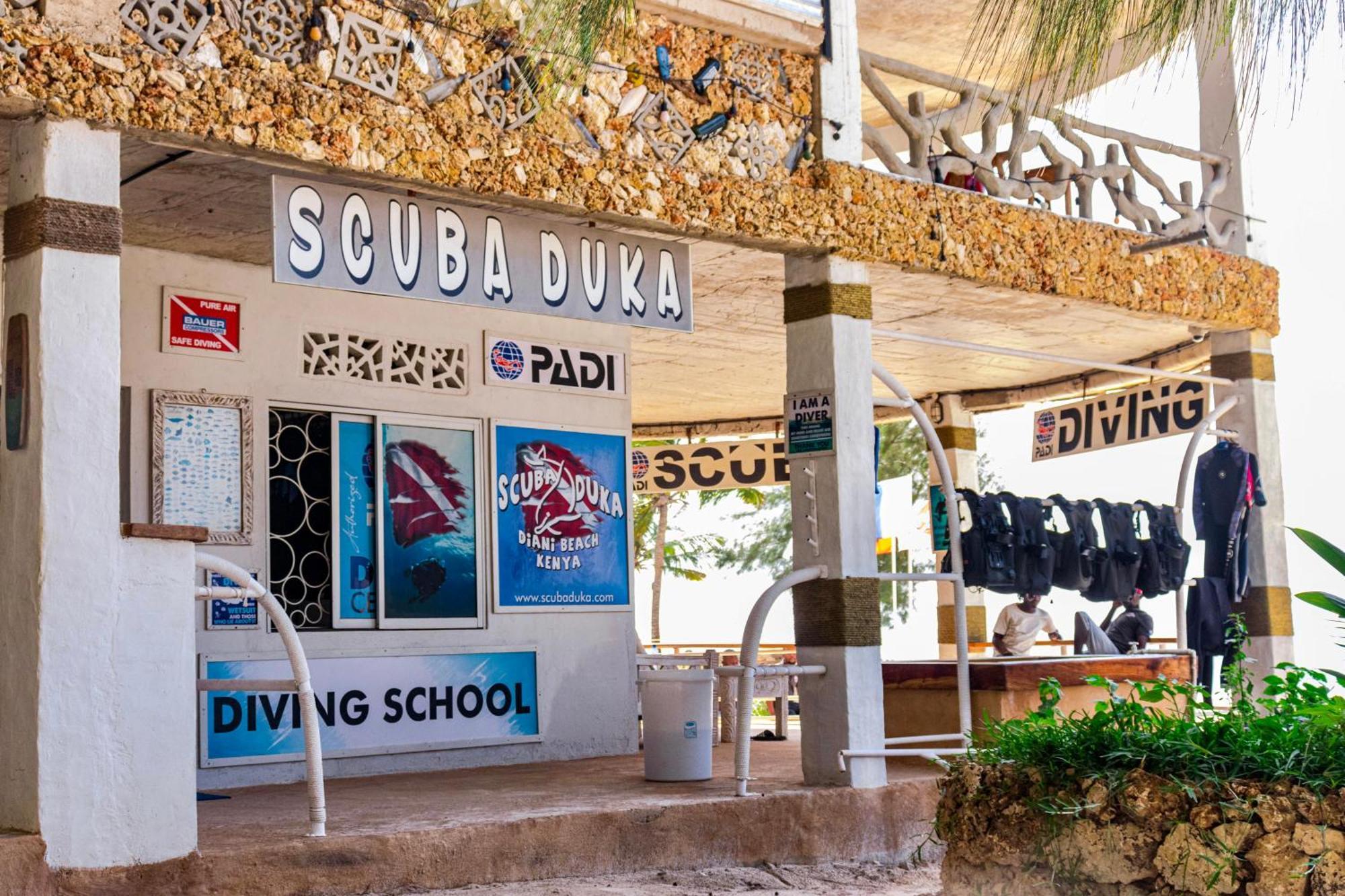 Soul Breeze Beach Resort Diani Beach Buitenkant foto